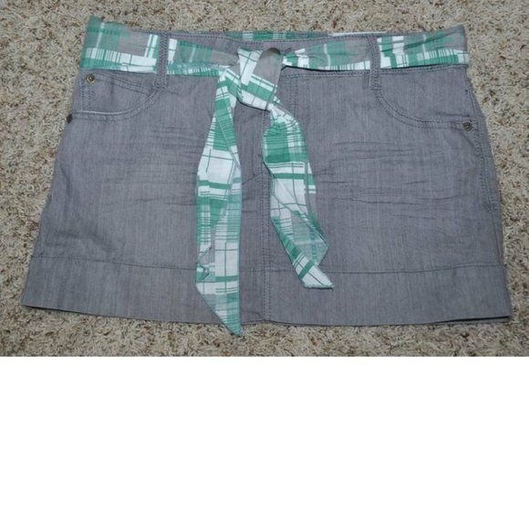 Womens Mini Skirt SO Gray sz 7 Lightweight Belted Mini Faded Summer - Picture 1 of 2